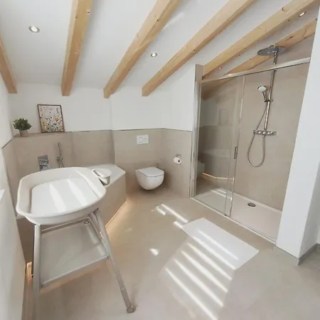 Entspannt & Aktiv Im Hirschblick Allgaeu Fuer Gruppen & Familien Mit Weitblick & Kamin By Linger Homes * Altusried